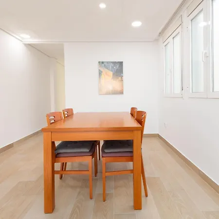 Montolivet Gulliver Apartamento